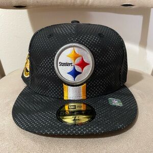 Pittsburgh Steelers New Era 59FIFTY Fitted Hat (2024-25 Sideline)